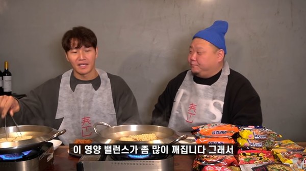 '15년 만에' 라면 직접 끓인 김종국, 6개 먹방 후