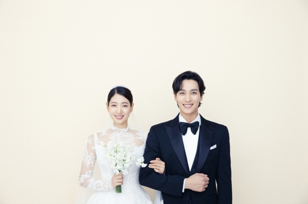 사진=솔트엔터테인먼트, 스튜디오산타클로스 제공/뉴시스