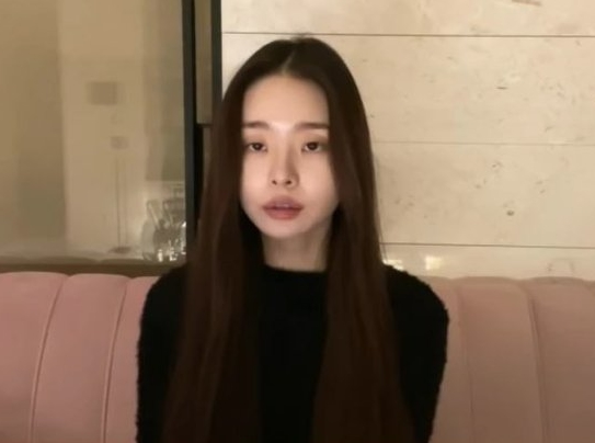 출처 = 송지아 유튜브 캡처