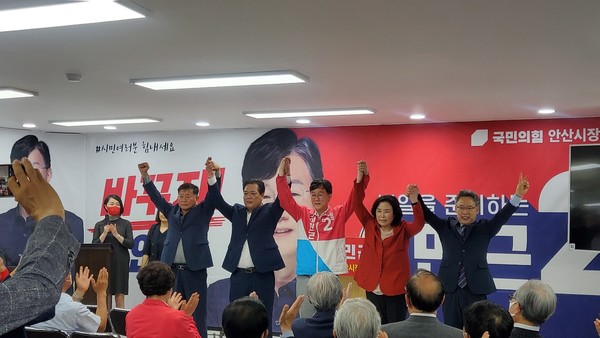 이민근 국민의힘 안산시장 후보, '민심캠프' 개소식 장면