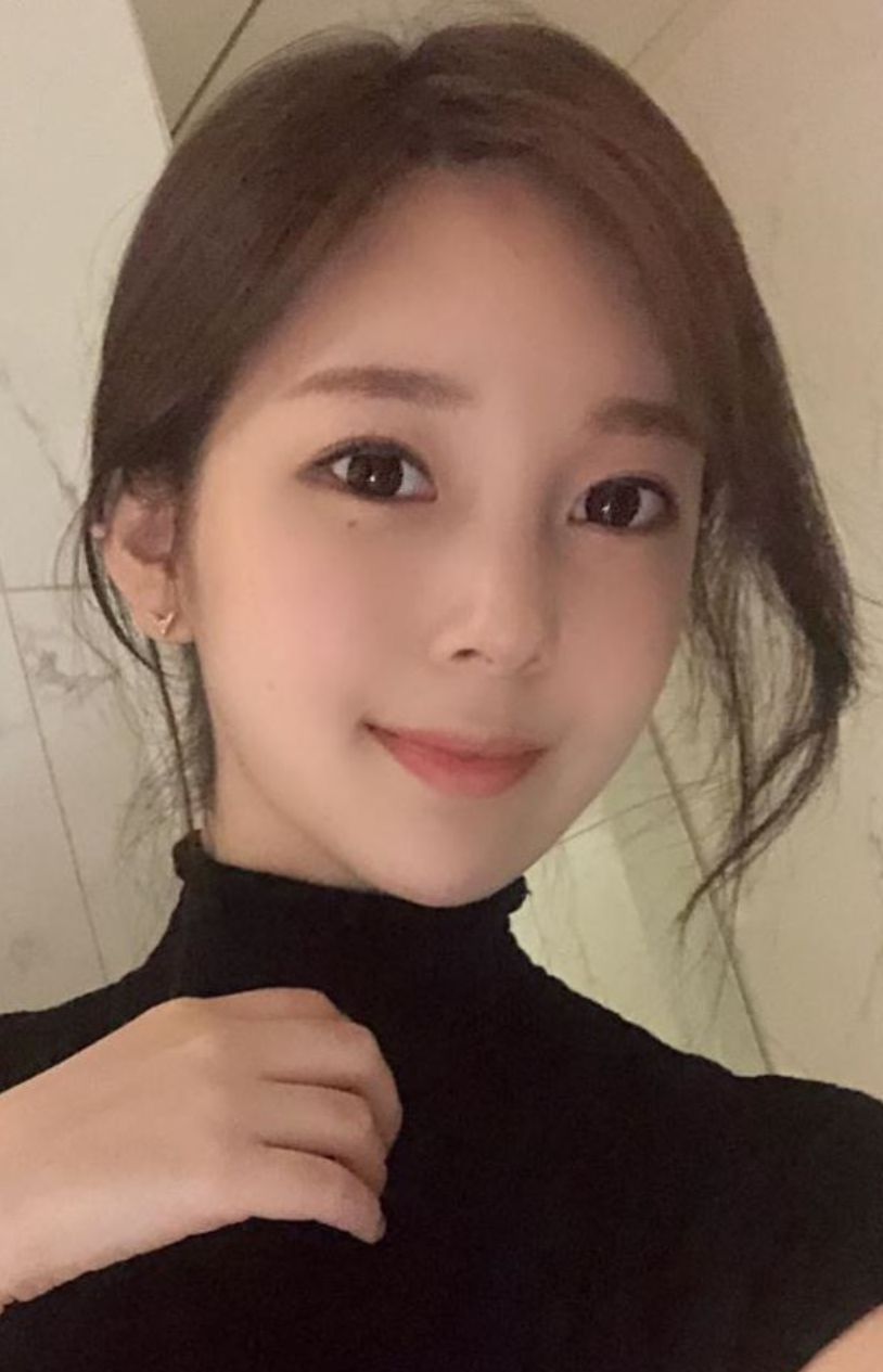 실물 관련 논란이 있을 때 야옹이가 게재한 사진 / 야옹이 인스타그램