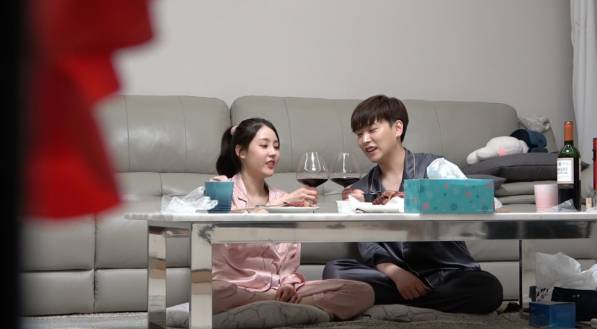 아내 김사은과 알콩달콩한 결혼생활 중인 성민 /tv조선 아내의맛