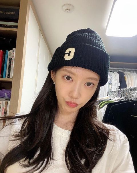 김선호 낙태종용 폭로한 전여친 최영아 사진 / 나무위키