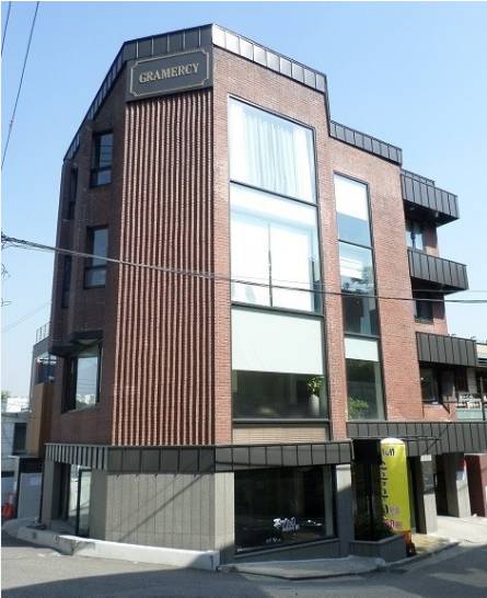 이효리·이상순 부부가 2019년 약 58억에 매입한 용산구 한남동 건물/ 인터넷커뮤니티