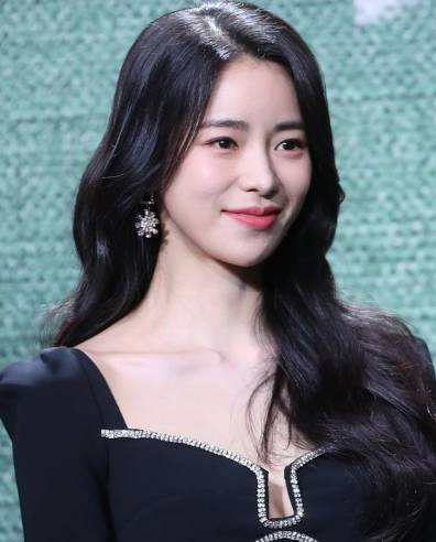 신예은과 같이 박연진 성인역을 맡은 임지연/더글로리 제작발표회, 텐아시아