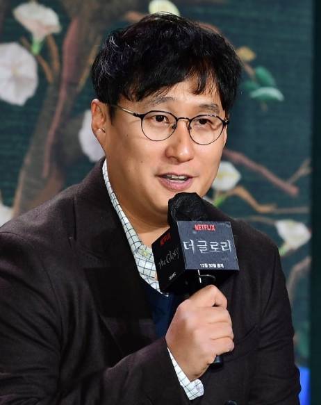 더 글로리 제작발표회 참석한 감독 안길호 /인터넷 커뮤니티