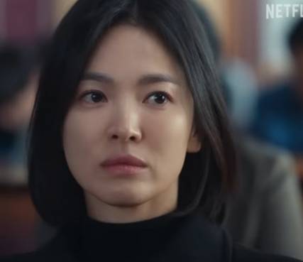 극 중 문동은 역을 맡은 송혜교 /넷플릭스