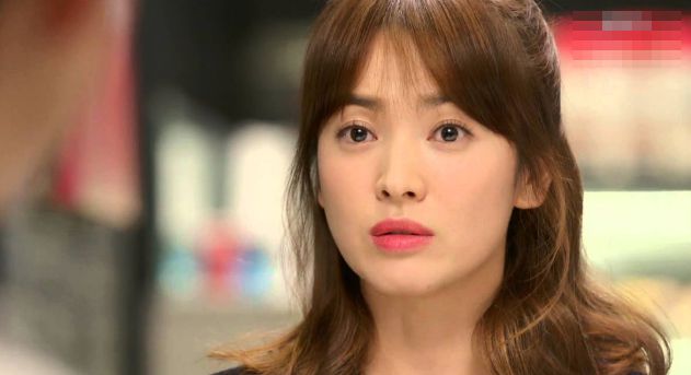 드라마 '태양의 후예' 방영 당시 출연료 6000만원을 받았던 송혜교/'태양의 후예' 방송장면 캡처.