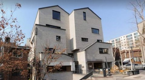 송혜교가 지난 2021년 매입한 한남동 집/온라인 커뮤니티.