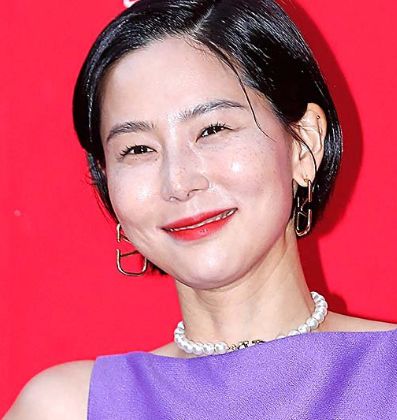 김나영이 한 동안 이혼으로 힘든 시기를 보냈으나 새로운 제기를 선보였다. / 더 중앙