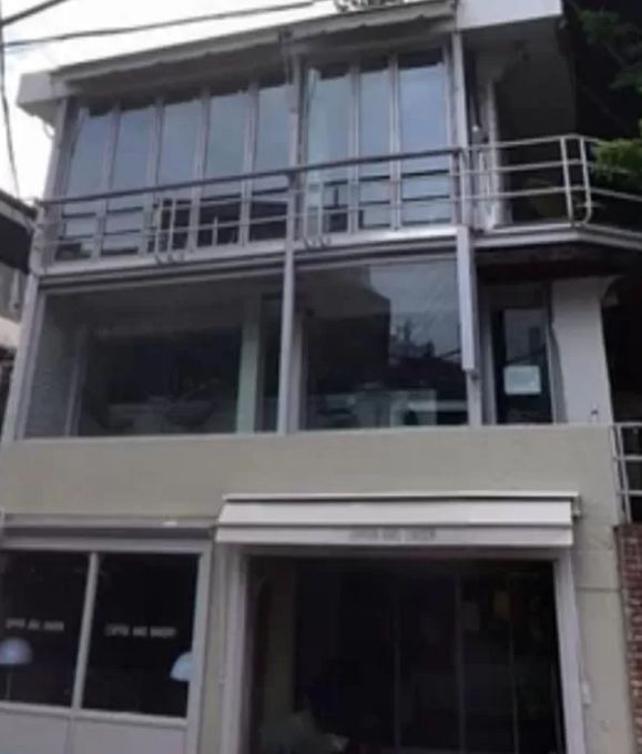 김나영이 99억원의 시세 가치를 보유한 건물주로 등극했다. / 인사이트