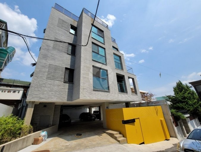 지난 해 이효리가 매입한 서울 신당동 건물 / 온라인 커뮤니티