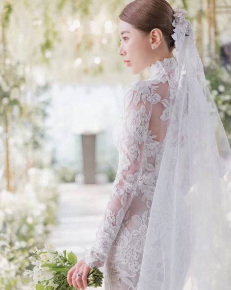 걸그룹 '쥬얼리' 출신 멤버 '서인영'의 결혼식 당시 모습/스포츠조선