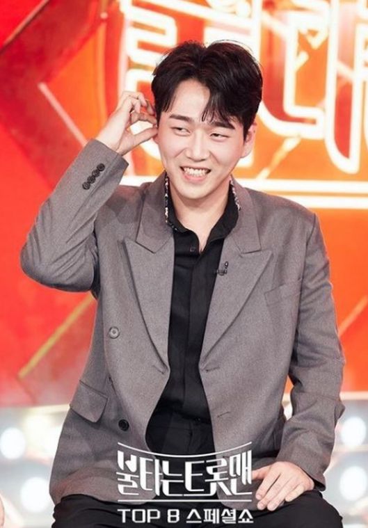 가수 황영웅의 모습/MBN '불타는 트롯맨'