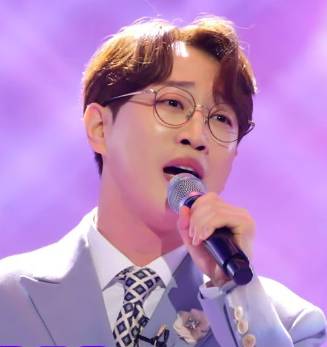 노래하고 있는 안성훈 / 유튜브 