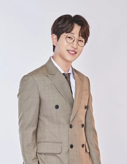 가수 안성훈. /온라인 커뮤니티.